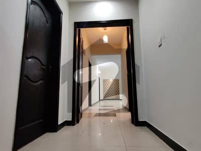 10 Marla 3 Bedroom Old Building Apartment For Rent at Sector F