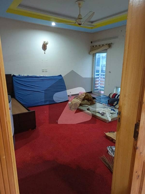 جی ۔ 13 اسلام آباد میں 3 کمروں کا 10 مرلہ بالائی پورشن 95.0 ہزار میں کرایہ پر دستیاب ہے۔ جی ۔ 13 اسلام آباد میں 3 کمروں کا 10 مرلہ بالائی پورشن 95.0 ہزار میں کرایہ پر دستیاب ہے۔