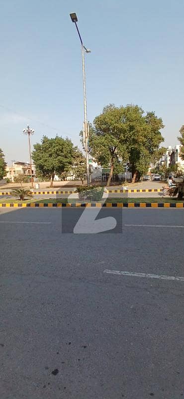 پارک ویو سٹی - پرل بلاک پارک ویو سٹی,لاہور میں 5 مرلہ رہائشی پلاٹ 25.0 لاکھ میں برائے فروخت۔
