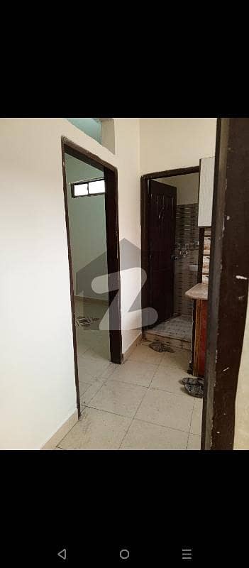 جمشید روڈ کراچی میں 1 کمرے کا 2 مرلہ بالائی پورشن 14.3 لاکھ میں برائے فروخت۔
