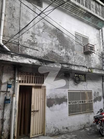 2.75 Marla House For Sale In Barrier 2