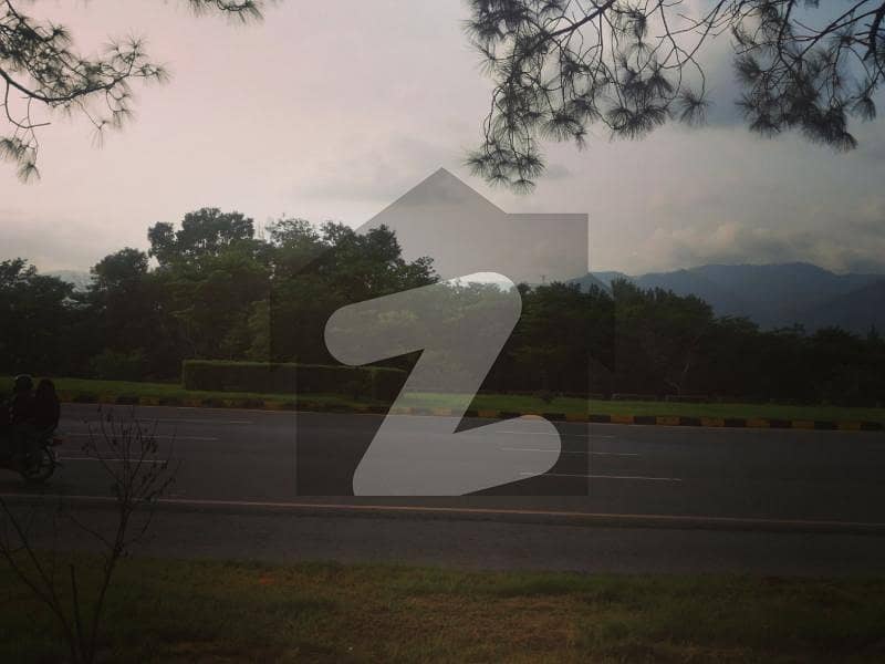 NEW BLUE AREA ISLAMABAD PRIME LOCATION 2.5 KANAL COMMERCIAL PLOT AVAILABLE FOR SALE NEW BLUE AREA ISLAMABAD PRIME LOCATION 2.5 KANAL COMMERCIAL PLOT AVAILABLE FOR SALE