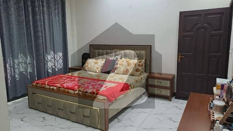 LUXURY ROOM FOR RENT LUXURY ROOM FOR RENT