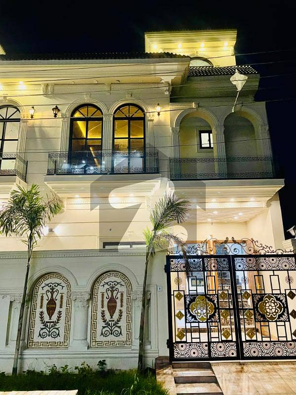 پاک عرب ہاؤسنگ سوسائٹی لاہور میں 3 کمروں کا 3 مرلہ مکان 1.2 کروڑ میں برائے فروخت۔