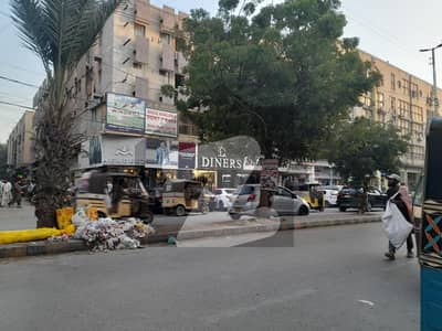 طارق روڈ کراچی میں 2 مرلہ دکان 12.0 کروڑ میں برائے فروخت۔