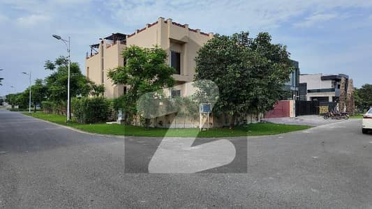 House Of 2 Kanal Available In DHA Phase 7 - Block R
