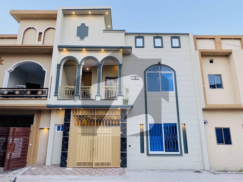 3 Marla House Available For Sale in Shalimar Colony
