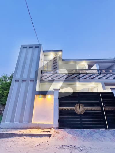 4 Marla House Available For Sale in Shalimar Colony Gated Street