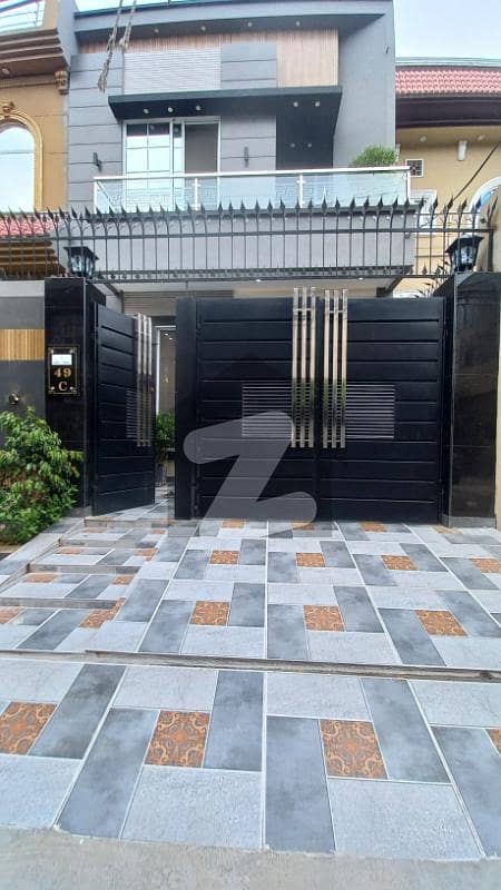 Brand New Luxurious House Brand New Luxurious House
