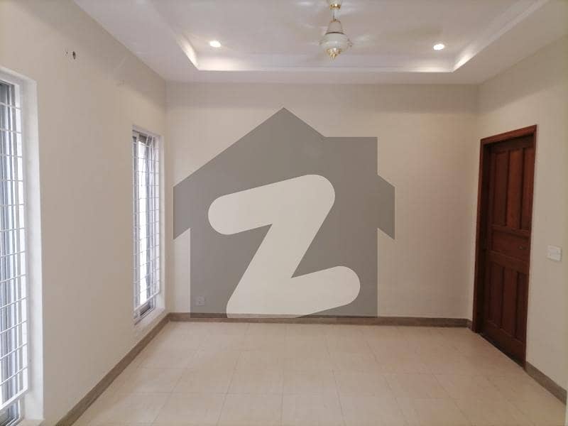 House For Grabs In 10 Marla Divine Gardens