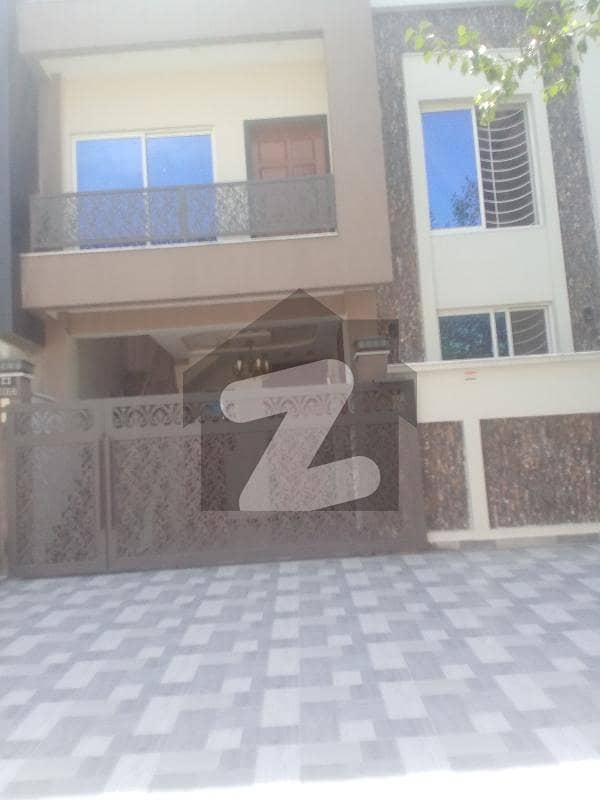 BEAUTIFULL BAREND NEW HOUSE FOR SALE