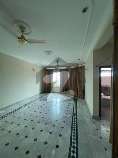 Upper Portion Of 14 Marla Available In G-13