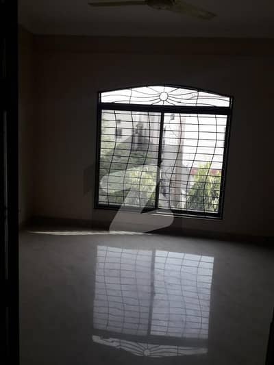 Near to Package Mall 5 Marla Beautiful House Available For Rent In XX Block DHA Phase 3 Lahore
