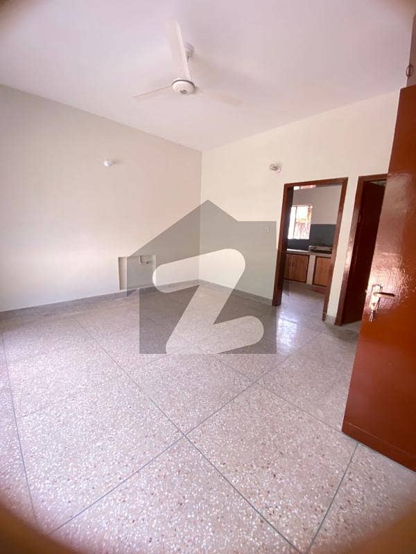 6 Marla Full House 3 Bedrooms 2 Bathrooms DD Car Parking