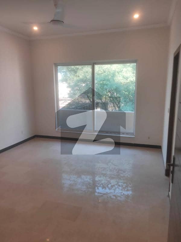 3200 Square Feet Upper Portion For Rent In D-12
