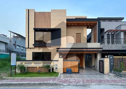 10 Marla Modern House F1 Block Bahria Town Phase 8