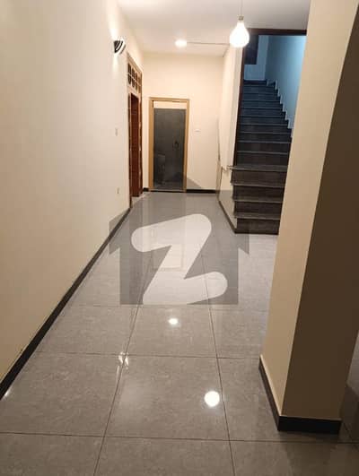 ایف ۔ 11 مرکز ایف ۔ 11,اسلام آباد میں 3 کمروں کا 1 کنال زیریں پورشن 1.8 لاکھ میں کرایہ پر دستیاب ہے۔ ایف ۔ 11 مرکز ایف ۔ 11,اسلام آباد میں 3 کمروں کا 1 کنال زیریں پورشن 1.8 لاکھ میں کرایہ پر دستیاب ہے۔