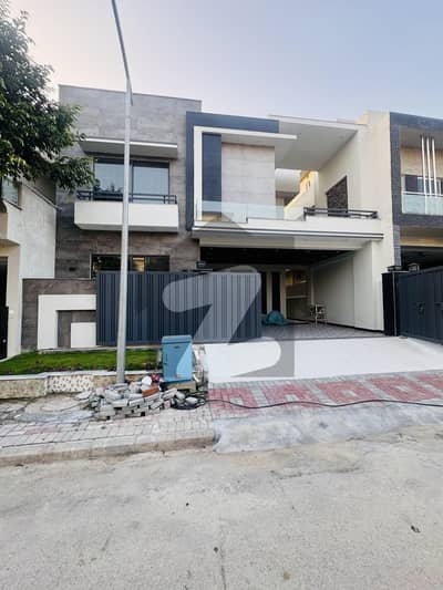 10 Marla Brand New House For sale   Block A TopCity-1 Islamabad
