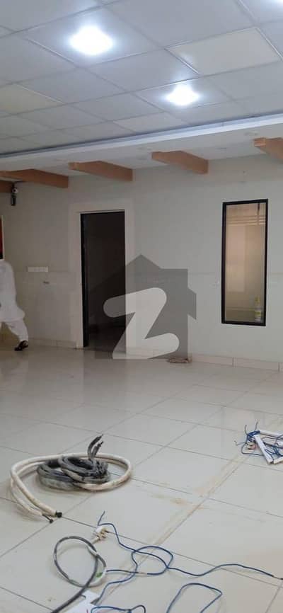 گلشنِ اقبال - بلاک 13 اے گلشنِ اقبال,گلشنِ اقبال ٹاؤن,کراچی میں 4 مرلہ دفتر 50.0 ہزار میں کرایہ پر دستیاب ہے۔