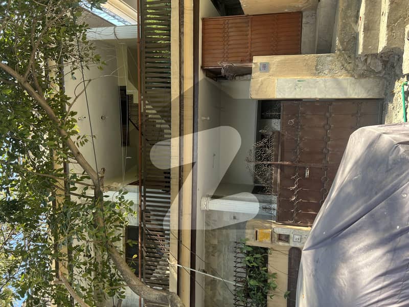 Ground portion for rent in G-11/2 Ground portion for rent in G-11/2