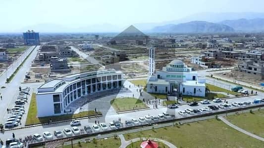 ڈی ایچ اے فیز 1 - سیکٹر بی ڈی ایچ اے فیز 1,ڈی ایچ اے ڈیفینس,پشاور میں 2 کنال رہائشی پلاٹ 6.0 کروڑ میں برائے فروخت۔