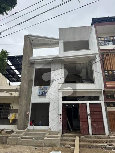 on 40ft wide road, facing 240sqyd