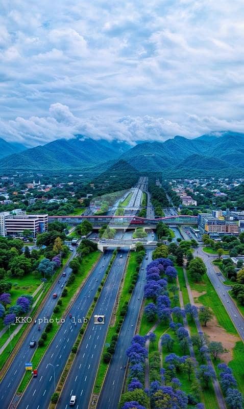 CDA SECTOR I-15-4 30*60 LEVEL PLOT AVAILABLE GOOD PRICE