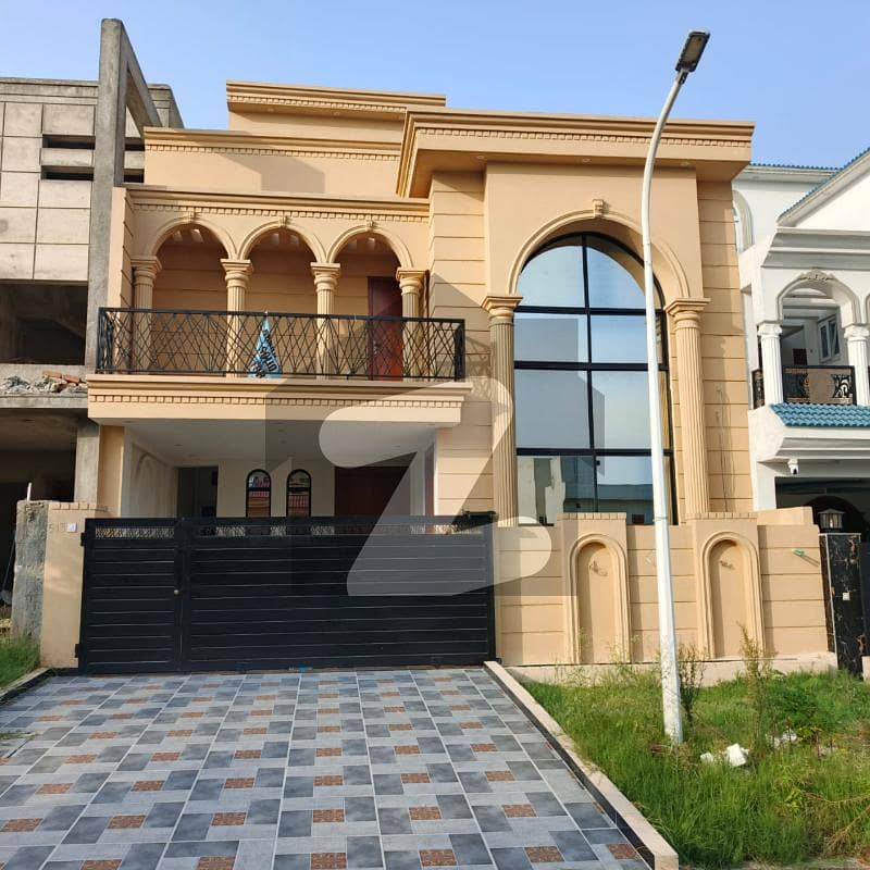 بھٹی ٹاؤن گلبرگ ایکسپریس وے,گلبرگ,اسلام آباد میں 2 کمروں کا 7 مرلہ زیریں پورشن 50.0 ہزار میں کرایہ پر دستیاب ہے۔