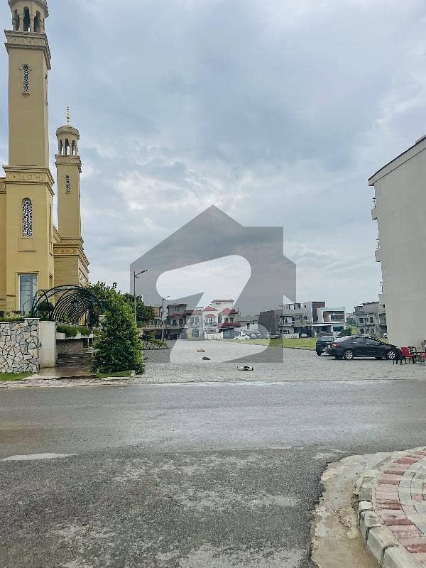 Taj Residencia 14 Marla plot available for sale Taj Residencia 14 Marla plot available for sale