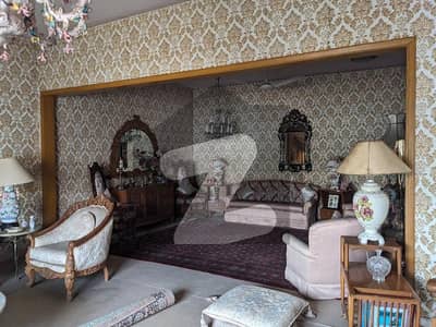Old House Sunset Street Prime Street In Below Plot Price Well Maintained House 25+ Years Old