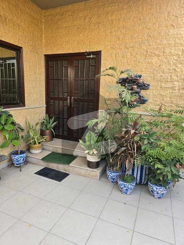 ڈی ایچ اے فیز 6 ڈی ایچ اے ڈیفینس,کراچی میں 6 کمروں کا 1 کنال مکان 9.5 کروڑ میں برائے فروخت۔