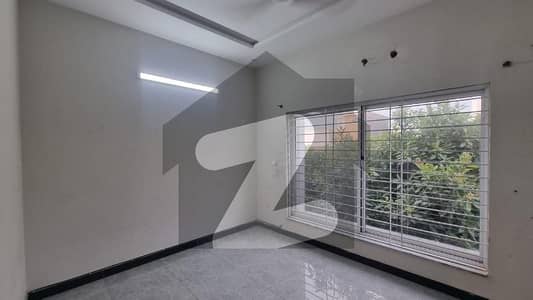 5 Marla Elegant House Available For Rent On Prime Location In Reasonable Price