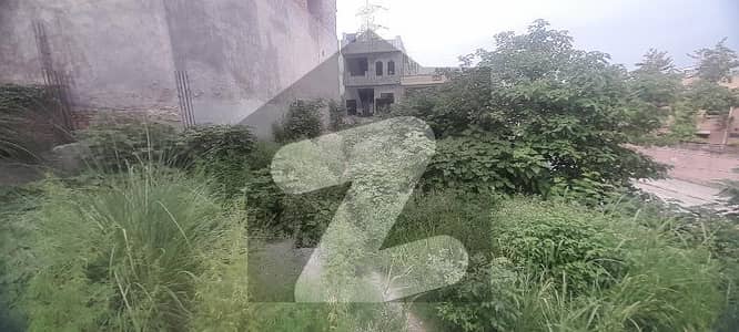 نیو لالہ زار راولپنڈی میں 5 مرلہ رہائشی پلاٹ 63.0 لاکھ میں برائے فروخت۔