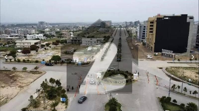 ٹاپ سٹی 1 اسلام آباد میں 1 کنال رہائشی پلاٹ 4.25 کروڑ میں برائے فروخت۔ ٹاپ سٹی 1 اسلام آباد میں 1 کنال رہائشی پلاٹ 4.25 کروڑ میں برائے فروخت۔