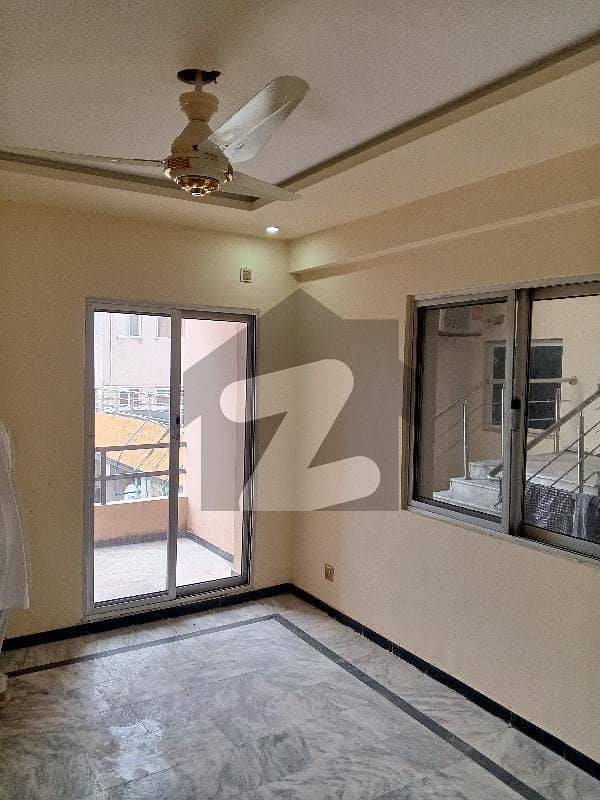 One Bedroom Apartment For Sale In Bahria Town Phase 1 Diamond Mall
