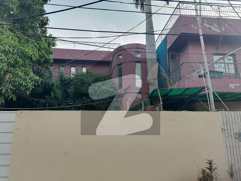 3.5:Kanal School Building Main Boulevard 3.5:Kanal School Building Main Boulevard