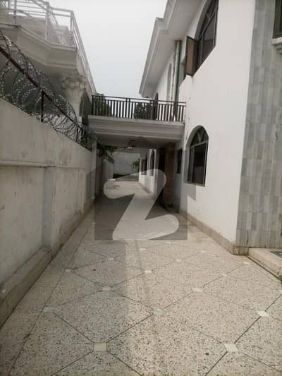 Kanal House available for rent in F 10