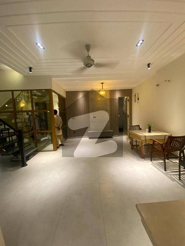 10 Marla House Available For Rent 10 Marla House Available For Rent