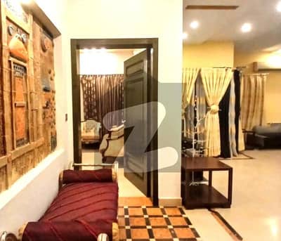 ڈی ایچ اے فیز 3 ڈیفنس (ڈی ایچ اے),لاہور میں 5 کمروں کا 1 کنال مکان 2.55 لاکھ میں کرایہ پر دستیاب ہے۔