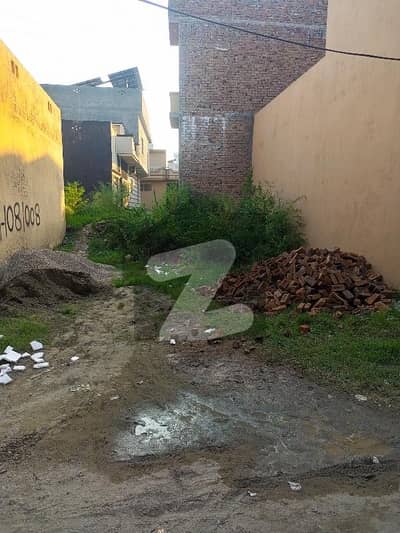 4 Marla Plot For Sale Officer Colony Line 4 Misryal Road.