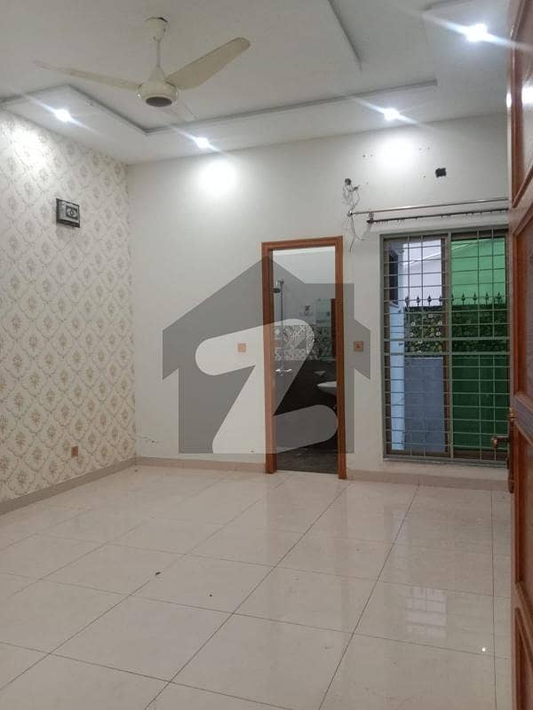 1 Kanal Upper portion well mentioned beautiful House 1 Kanal Upper portion well mentioned beautiful House