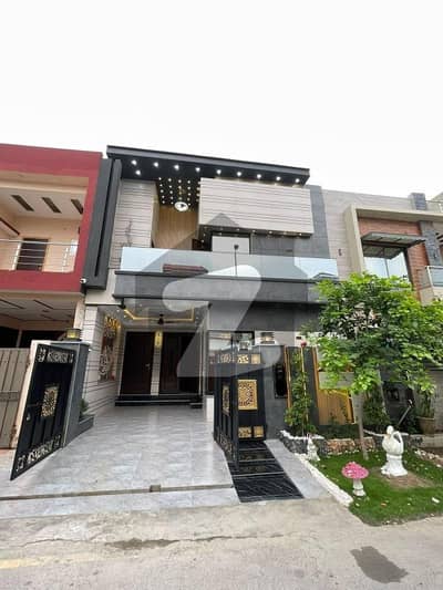 A Stunning Prime Location House Is Up For Grabs In Park View City - Tulip Block Lahore A Stunning Prime Location House Is Up For Grabs In Park View City - Tulip Block Lahore