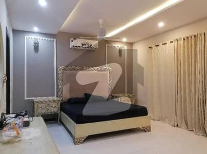 ڈی ایچ اے فیز 5 ڈیفنس (ڈی ایچ اے),لاہور میں 5 کمروں کا 1 کنال مکان 5.5 لاکھ میں کرایہ پر دستیاب ہے۔