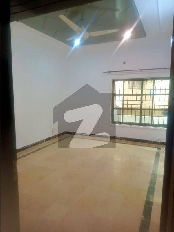 2 Bed Room Upper Portion For Rent E, 11 2 Bed Room Upper Portion For Rent E, 11