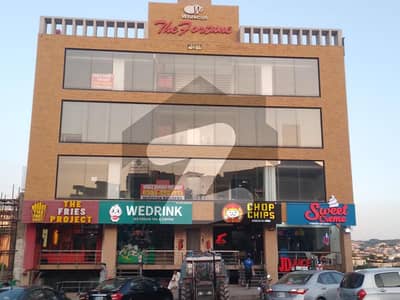 بحریہ ٹاؤن فیز 7 بحریہ ٹاؤن راولپنڈی,راولپنڈی میں 4 مرلہ دکان 4.25 کروڑ میں برائے فروخت۔
