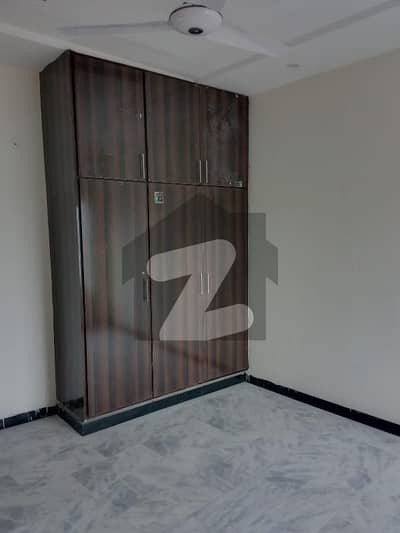 Flats available for rent in pak Arab society