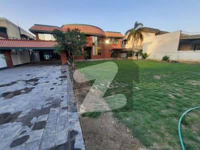 2 Kanal Elegant And Fully Maintained Super Hot Located Bungalow Is Available In The V Block Of DHA Phase 2 Lahore. 2 Kanal Elegant And Fully Maintained Super Hot Located Bungalow Is Available In The V Block Of DHA Phase 2 Lahore.