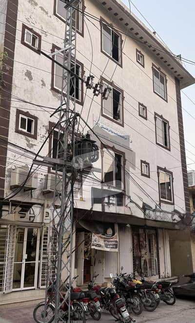 Building for Sale Prime Location