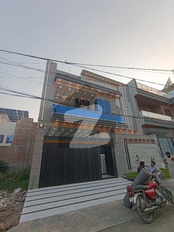 سفیان گارڈن ورسک روڈ,پشاور میں 7 کمروں کا 7 مرلہ مکان 3.1 کروڑ میں برائے فروخت۔ سفیان گارڈن ورسک روڈ,پشاور میں 7 کمروں کا 7 مرلہ مکان 3.1 کروڑ میں برائے فروخت۔