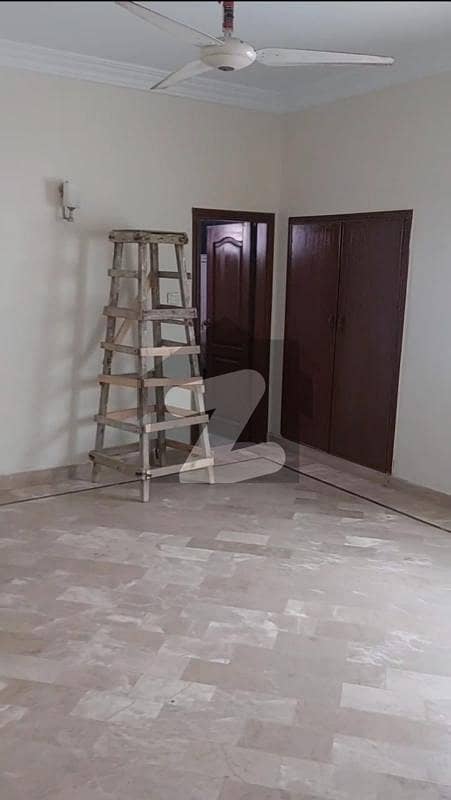SMALL COMPLEX GROUND FLOOR FOR SALE SMALL COMPLEX GROUND FLOOR FOR SALE